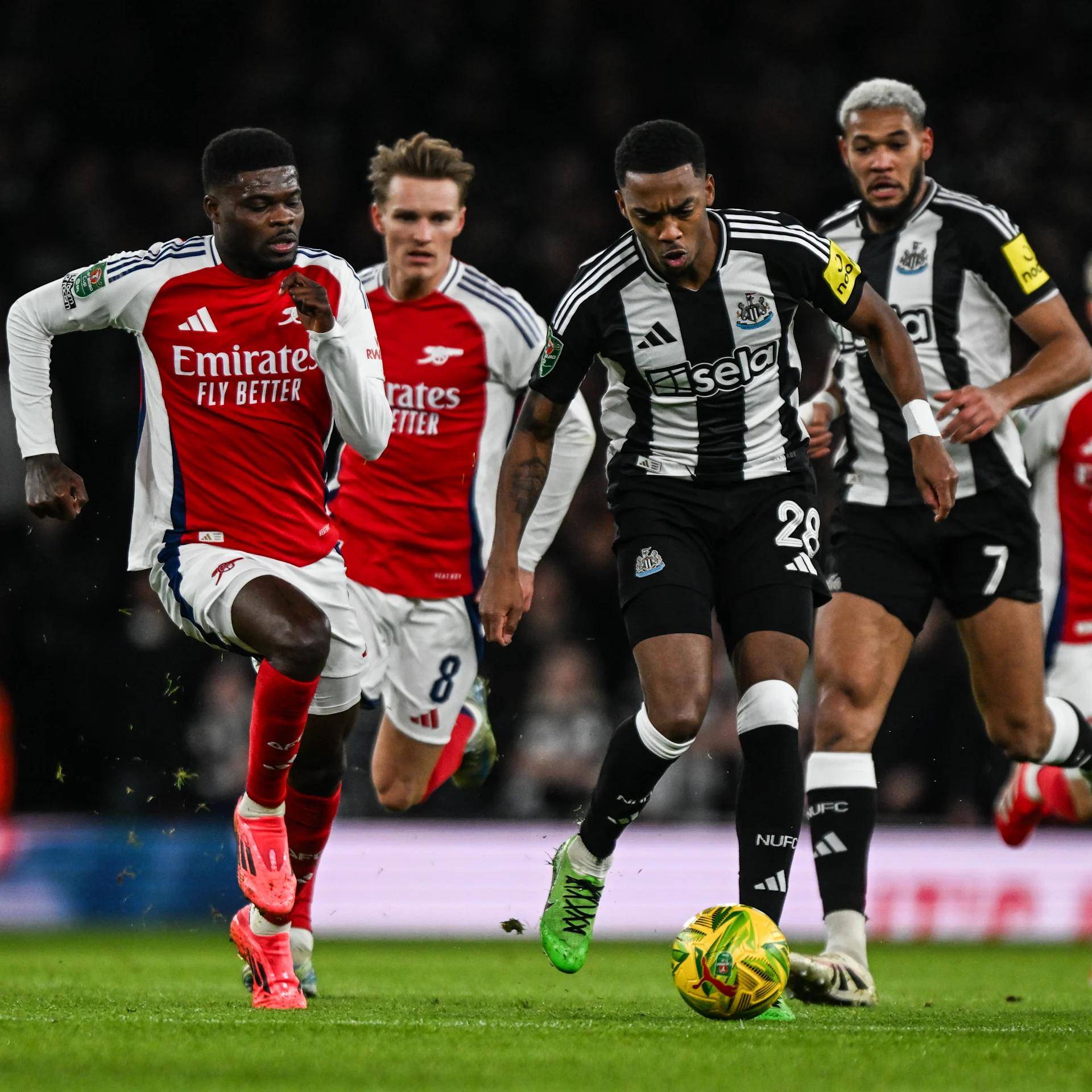 关于冲刺阶段山东男篮备战中超塔图姆在利物浦比赛中爆冷，转会期纽卡斯尔调整名单以备欧冠看傻球迷的信息